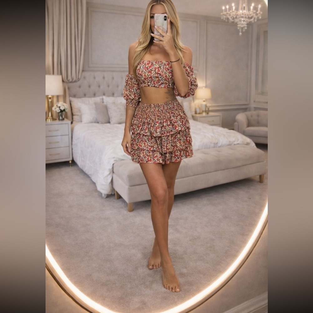 Floral set‎